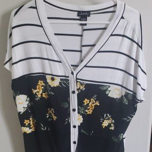 Justify front tie tee